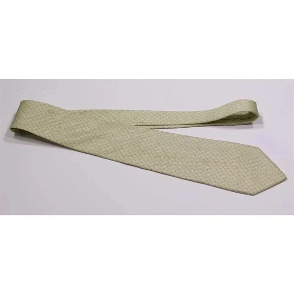 Salvatore Ferragamo Light Green Seahorses Print Design Silk Necktie Tie - Picture 2 of 8